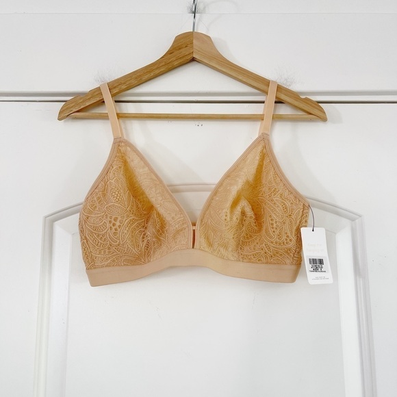 Lively The Palm Lace Busty Bralette - 2 - Picture 5 of 7